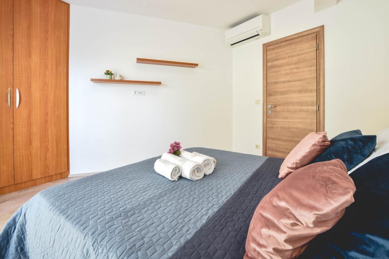 Seaside Apartment Lucie Lokva Rogoznica Eksteriør bilde